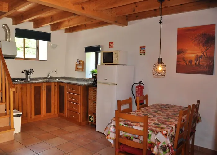 Casa-agave-quinta-da-encavalada-relaxing-holiday-house-with-beautiful-view-and-swimmingpool Casa de Férias *