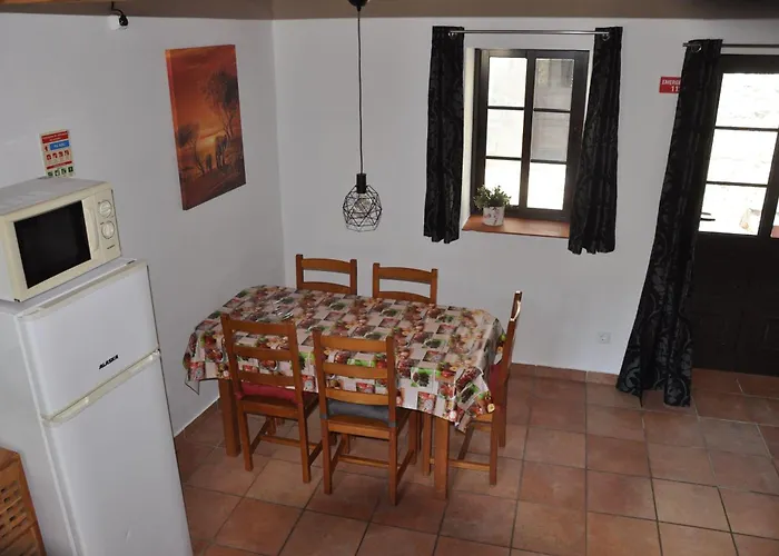 Casa de Férias Casa-agave-quinta-da-encavalada-relaxing-holiday-house-with-beautiful-view-and-swimmingpool Caldas de Sao Paulo